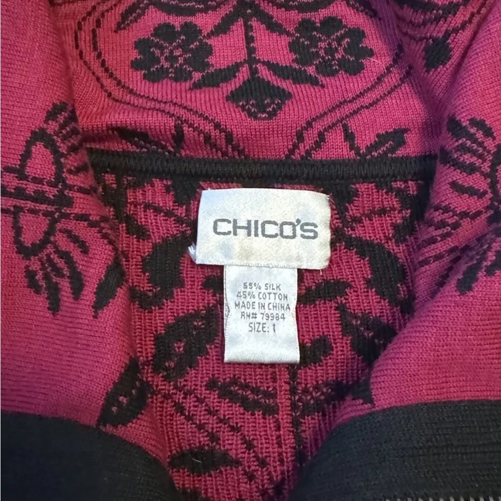 Chicos Cardigan Zip Sweater Size 1 Small Silk Blend Floral Magenta Pink Black - Picture 3 of 9